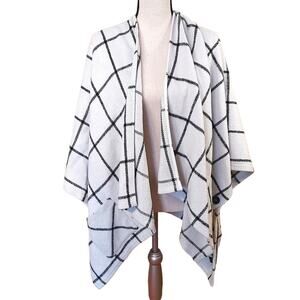 Double Zero Size Large L Geometric Shrug Heavy Thick Winter Cozy Coverup